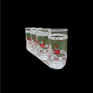 Vintage Victorian Christmas Wreath Glasses Set of 4 by Indiana Glass 16 Oz